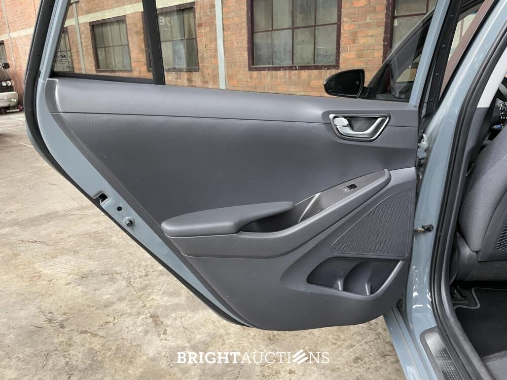 Hyundai IONIQ Comfort EV 38 kWh 136pk 2020 (Origineel-NL) H-997-LF