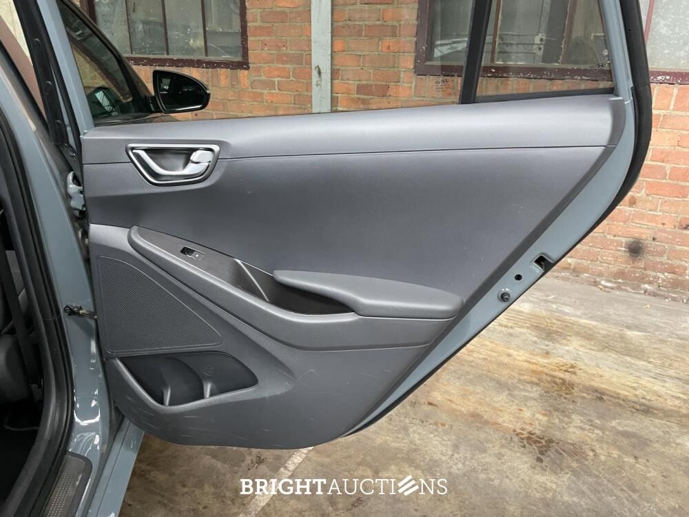 Hyundai IONIQ Comfort EV 38 kWh 136pk 2020 (Origineel-NL) H-997-LF