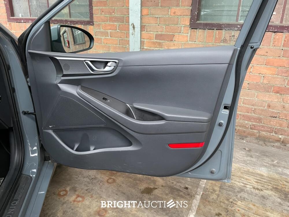 Hyundai IONIQ Comfort EV 38 kWh 136pk 2020 (Origineel-NL) H-997-LF