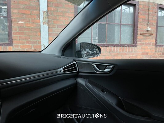 Hyundai IONIQ Comfort EV 38 kWh 136pk 2020 (Origineel-NL) H-997-LF