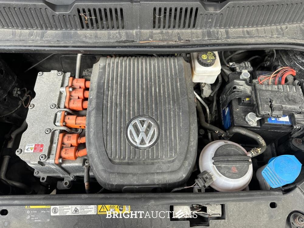 Volkswagen e-Up! 82pk 2015, R-694-XD