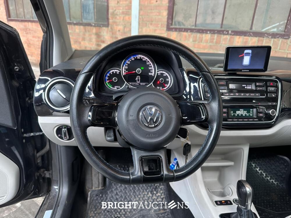 Volkswagen e-Up! 82pk 2015, R-694-XD