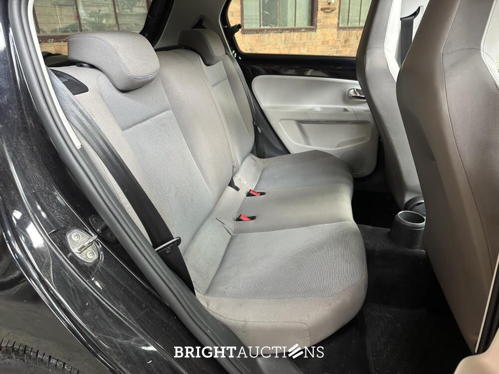 Volkswagen e-Up! 82pk 2015, R-694-XD