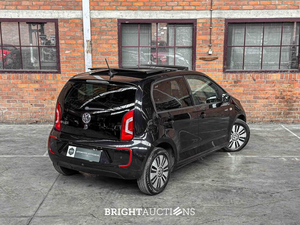 Volkswagen e-Up! 82pk 2015, R-694-XD