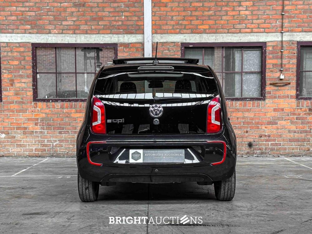 Volkswagen e-Up! 82pk 2015, R-694-XD