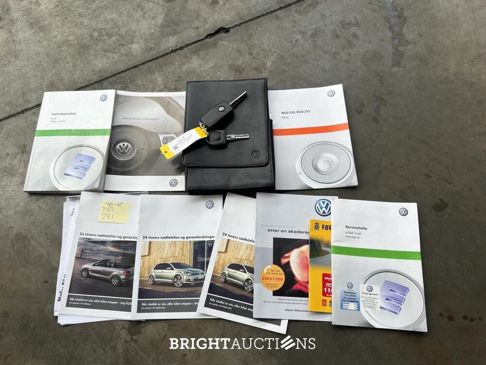 Volkswagen e-Up! 82pk 2015, R-694-XD