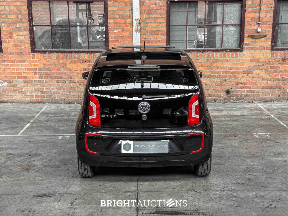 Volkswagen e-Up! 82pk 2015, R-694-XD