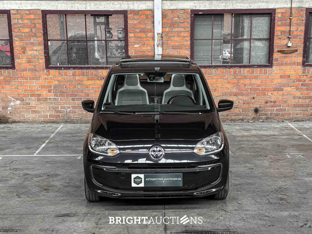 Volkswagen e-Up! 82pk 2015, R-694-XD