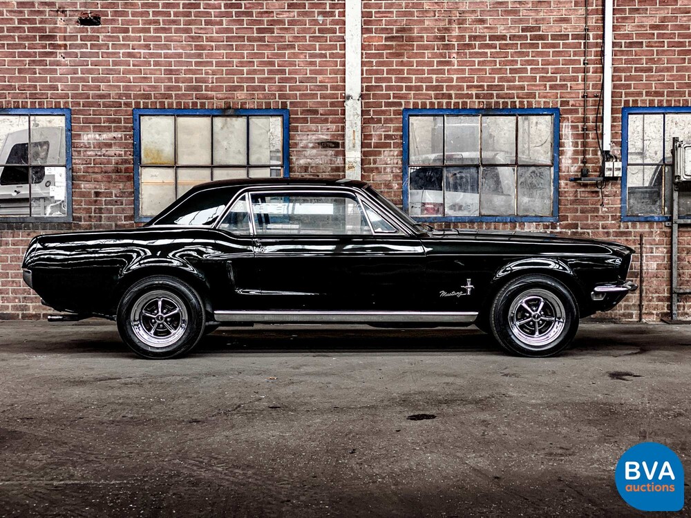 Ford Mustang 4.7 V8 Coupe 1968 200pk