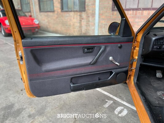 Volkswagen Golf MK2 GTI 2.0 8v 112pk 1987 (Origineel-NL), RX-32-GJ