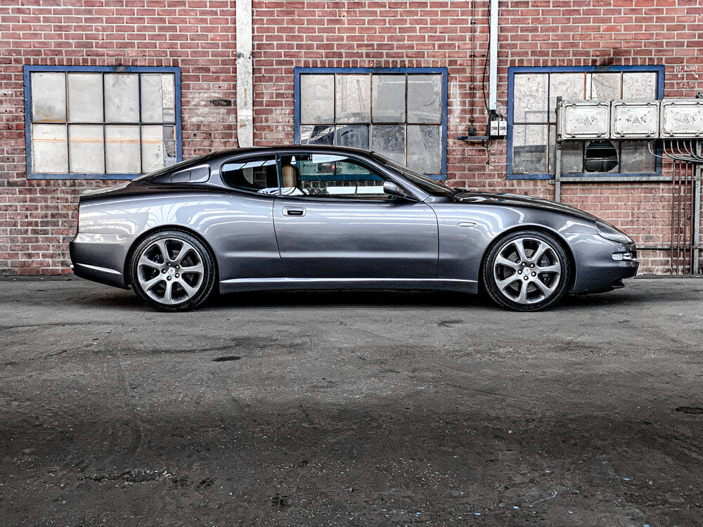 Maserati 4200GT Coupé 4.2 V8 Cambiocorsa 390pk 2003, JS-810-T