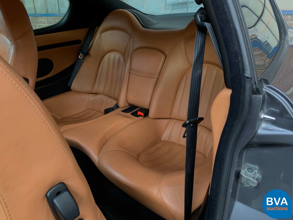 Maserati 4200GT Coupé 4.2 V8 Cambiocorsa 390pk 2003, JS-810-T