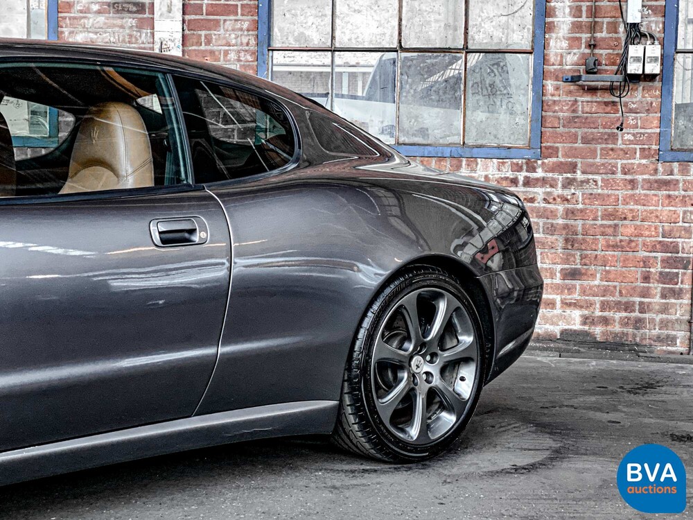 Maserati 4200GT Coupé 4.2 V8 Cambiocorsa 390pk 2003, JS-810-T