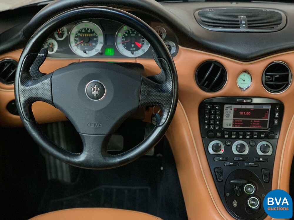 Maserati 4200GT Coupé 4.2 V8 Cambiocorsa 390pk 2003, JS-810-T