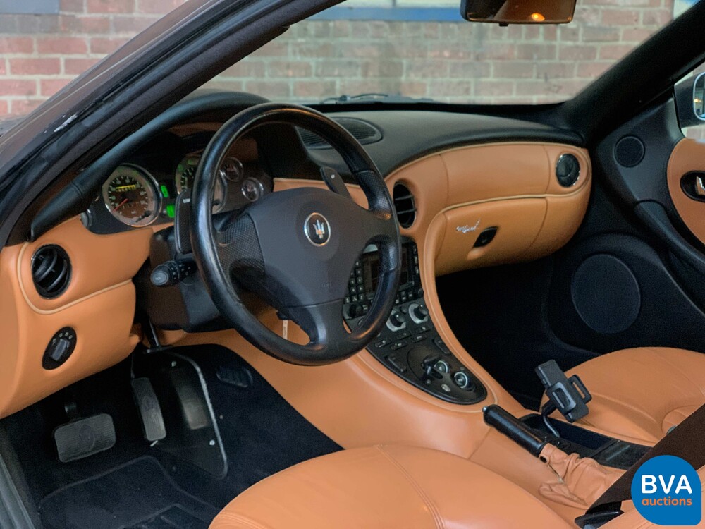 Maserati 4200GT Coupé 4.2 V8 Cambiocorsa 390pk 2003, JS-810-T