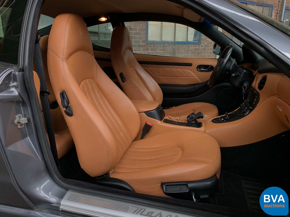 Maserati 4200GT Coupé 4.2 V8 Cambiocorsa 390pk 2003, JS-810-T