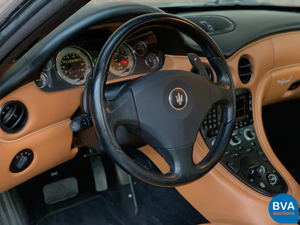 Maserati 4200GT Coupé 4.2 V8 Cambiocorsa 390pk 2003, JS-810-T