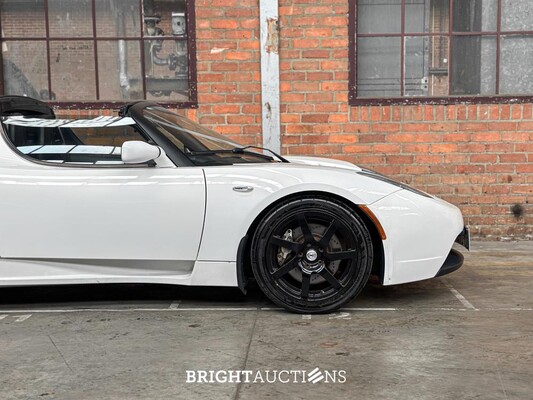 Tesla Roadster 2.0 SIGNATURE EDITION - NR 185 VAN 250 252pk 2010 (Origineel-NL), 15-KZH-4