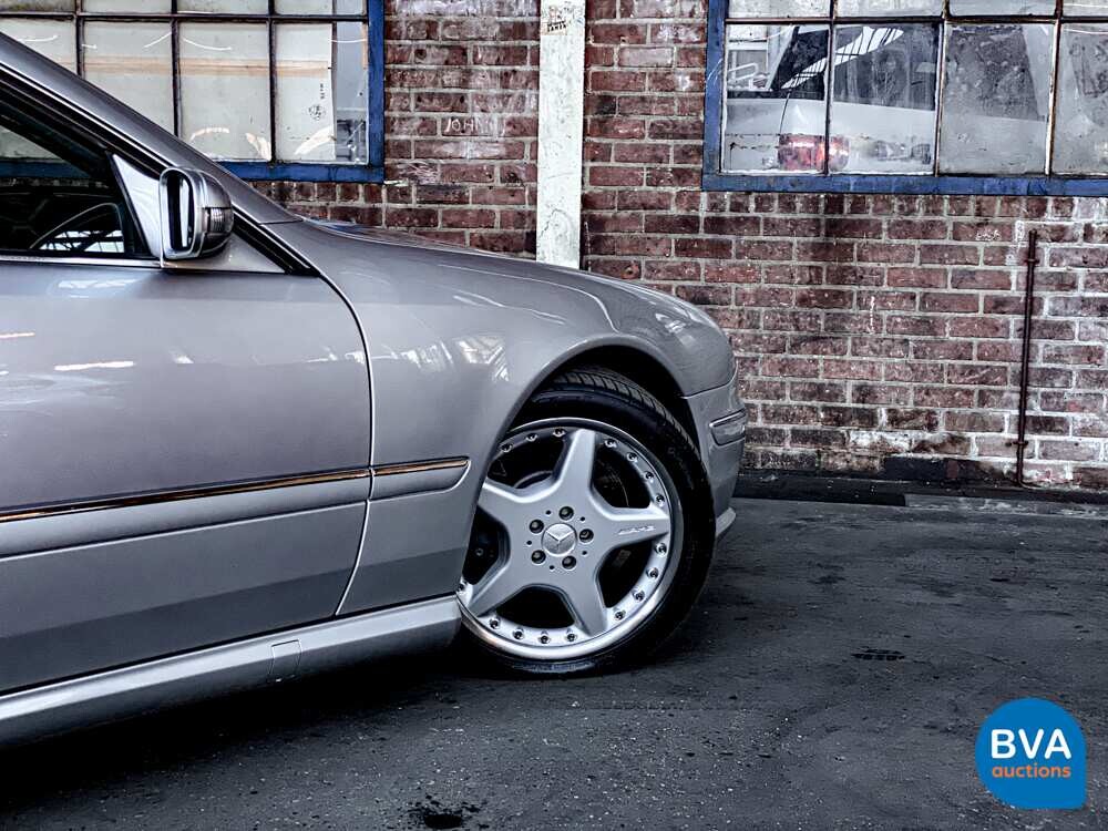 Mercedes-Benz CL55 AMG V8 360PS 2001 -YOUNGTIMER-.