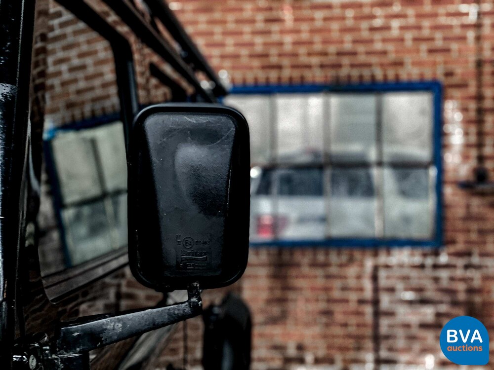 Land Rover Defender 110 2.4 TD SE 2010, 9-VRL-74