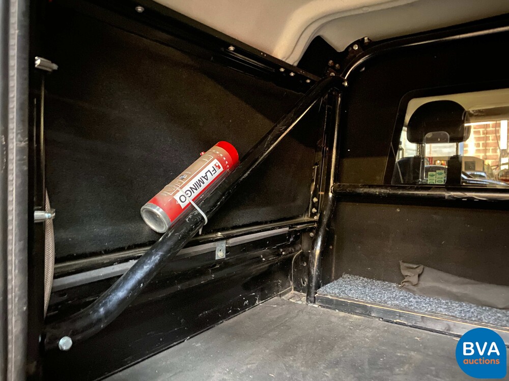 Land Rover Defender 110 2.4 TD SE 2010, 9-VRL-74