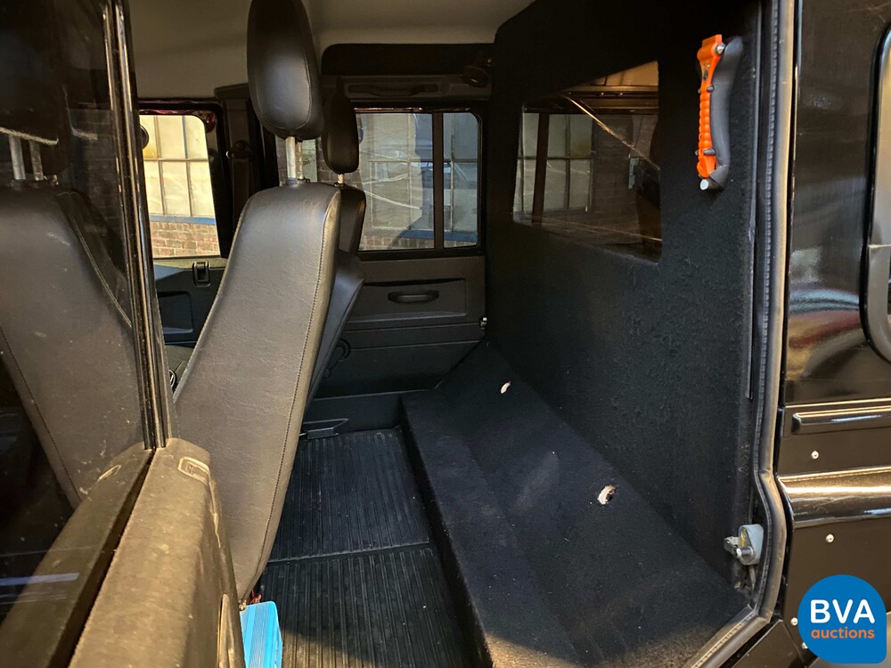 Land Rover Defender 110 2.4 TD SE 2010, 9-VRL-74