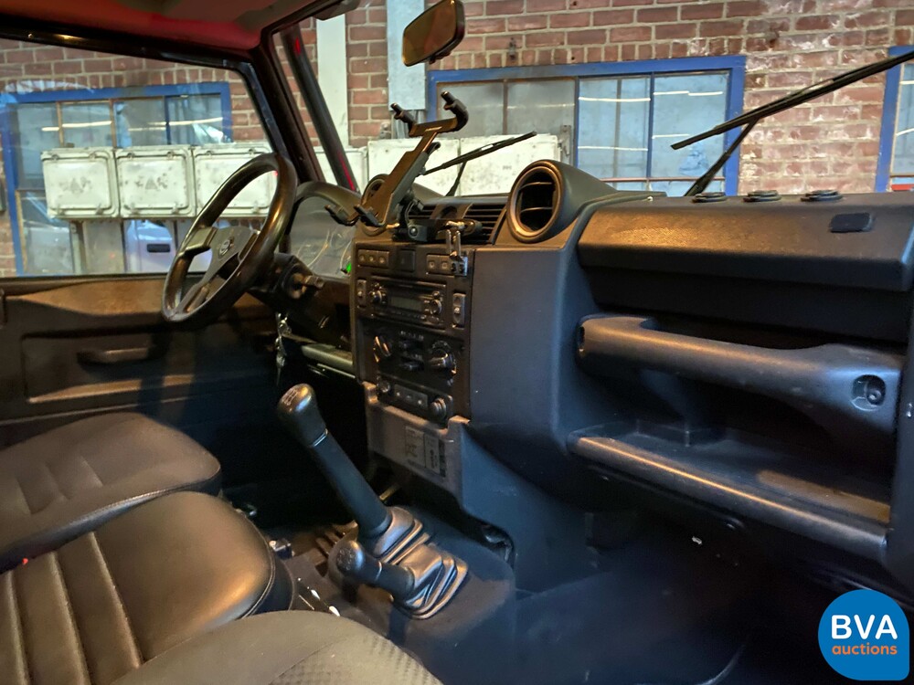 Land Rover Defender 110 2.4 TD SE 2010, 9-VRL-74