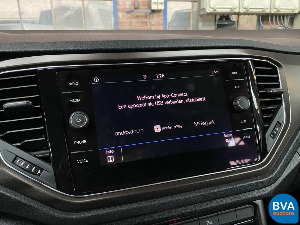 Volkswagen T-Roc 1.5 TSI Sport 150pk 2019, XJ-202-X