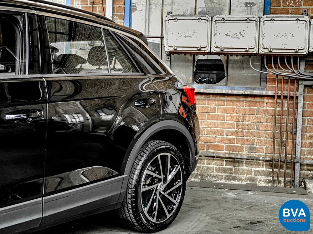 Volkswagen T-Roc 1.5 TSI Sport 150pk 2019, XJ-202-X