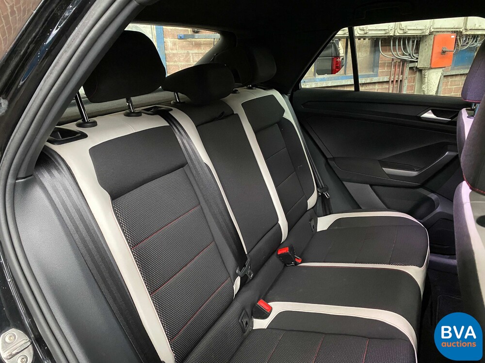Volkswagen T-Roc 1.5 TSI Sport 150pk 2019, XJ-202-X
