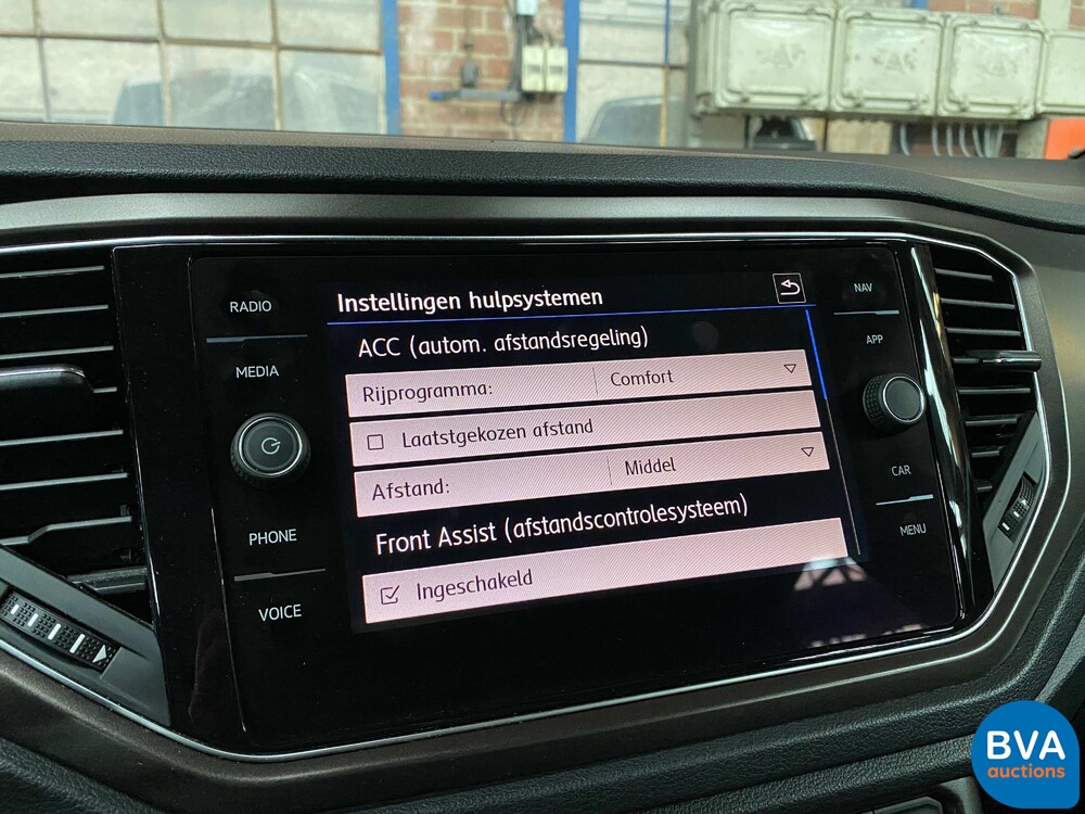 Volkswagen T-Roc 1.5 TSI Sport 150pk 2019, XJ-202-X