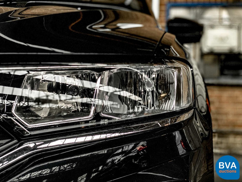 Volkswagen T-Roc 1.5 TSI Sport 150pk 2019, XJ-202-X