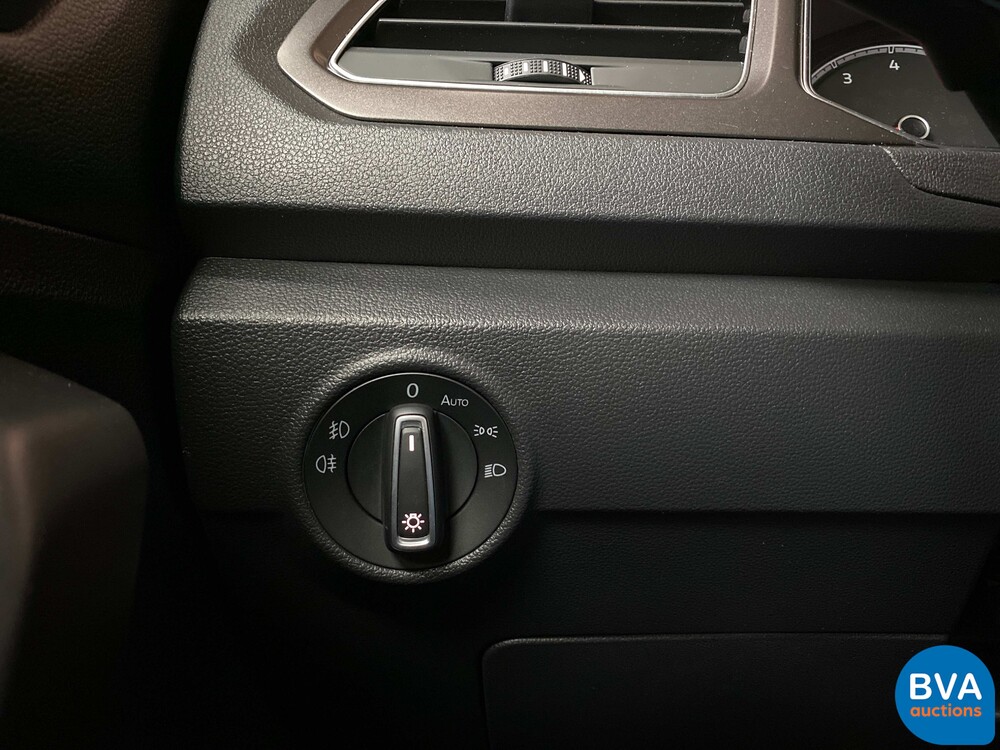 Volkswagen T-Roc 1.5 TSI Sport 150pk 2019, XJ-202-X