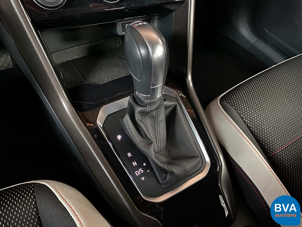 Volkswagen T-Roc 1.5 TSI Sport 150pk 2019, XJ-202-X