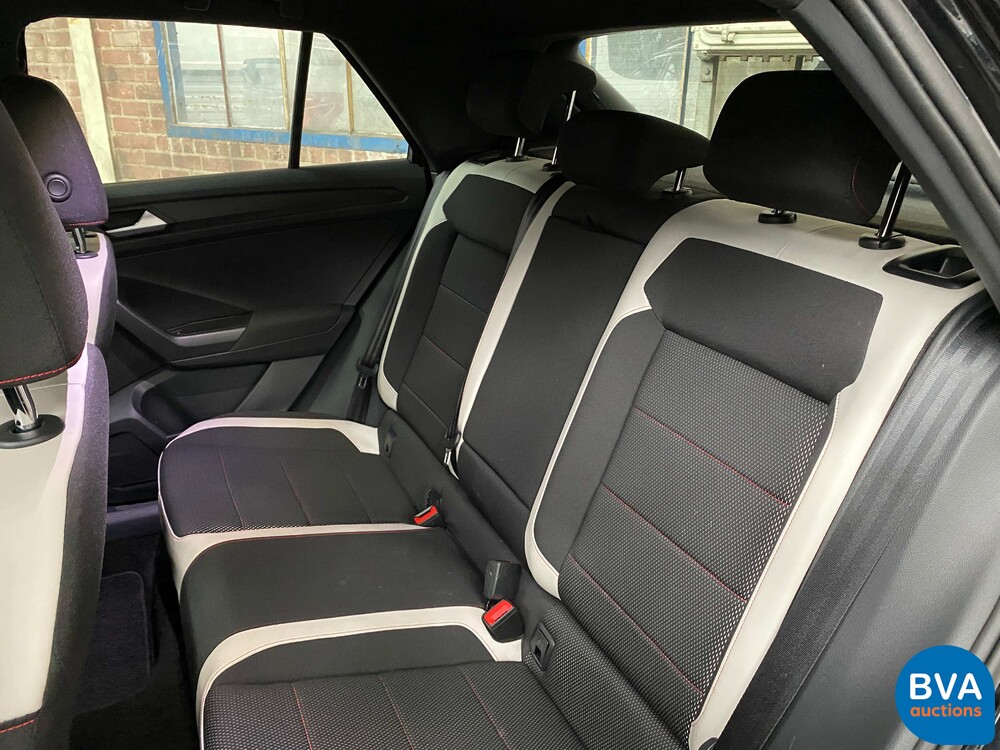 Volkswagen T-Roc 1.5 TSI Sport 150pk 2019, XJ-202-X