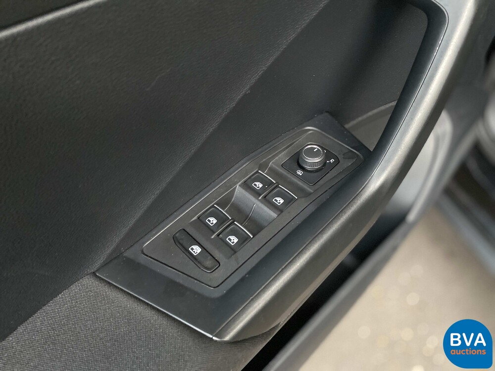 Volkswagen T-Roc 1.5 TSI Sport 150pk 2019, XJ-202-X