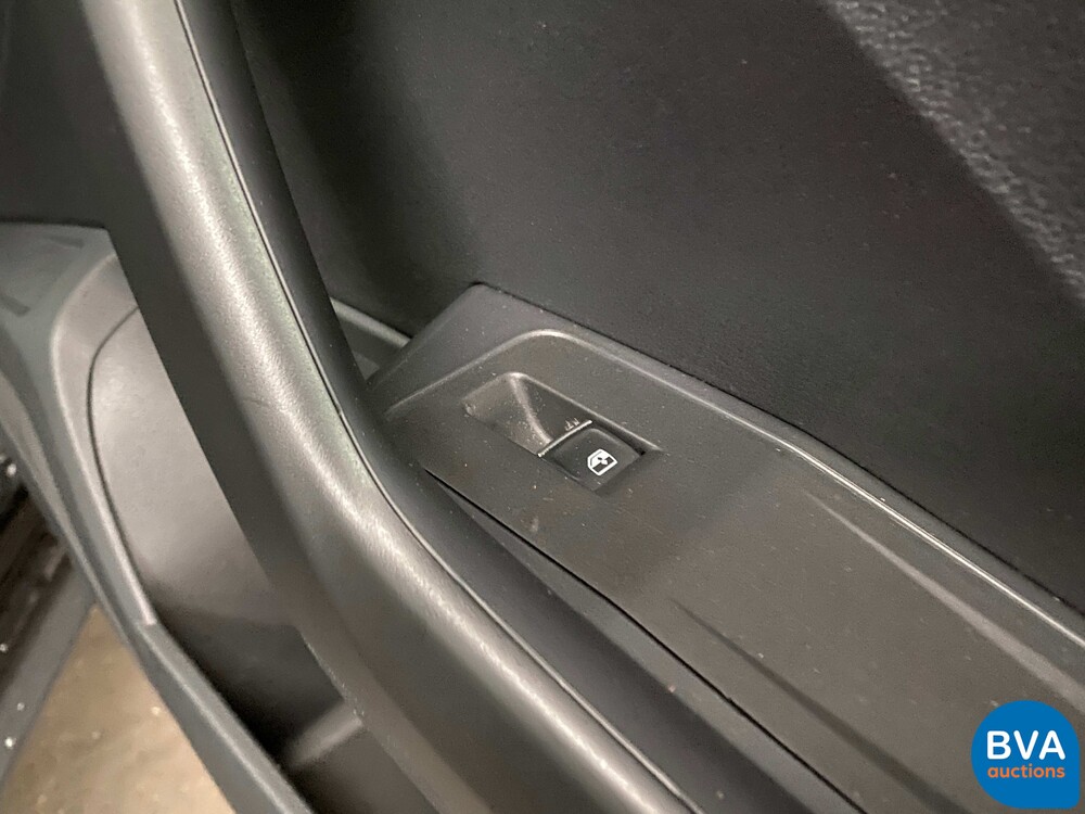 Volkswagen T-Roc 1.5 TSI Sport 150pk 2019, XJ-202-X