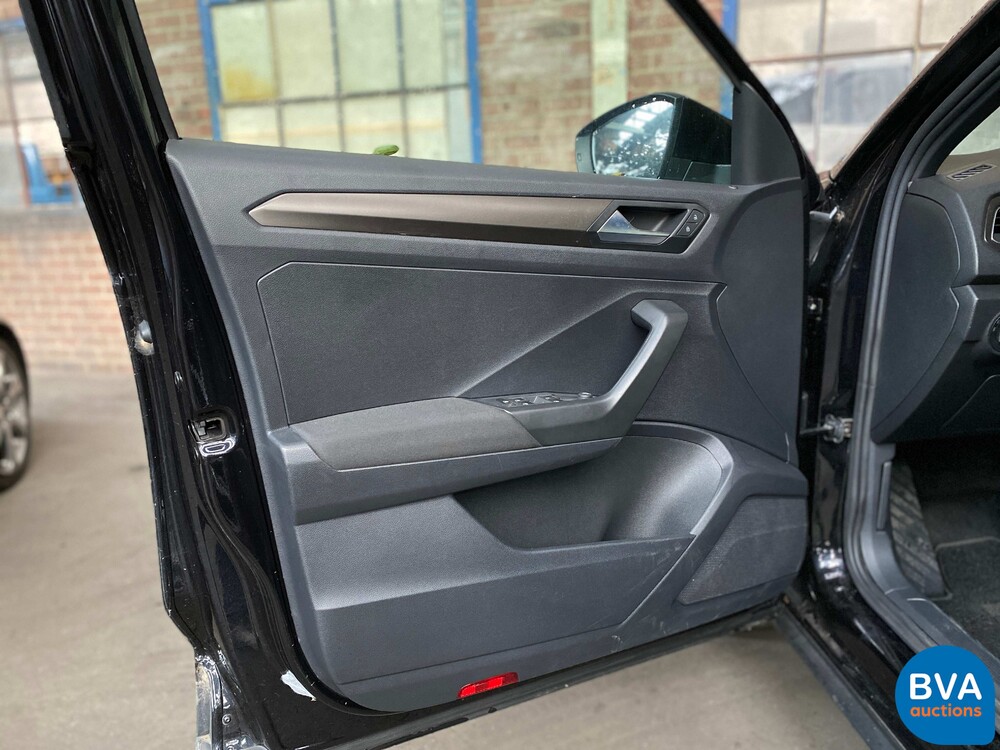 Volkswagen T-Roc 1.5 TSI Sport 150pk 2019, XJ-202-X