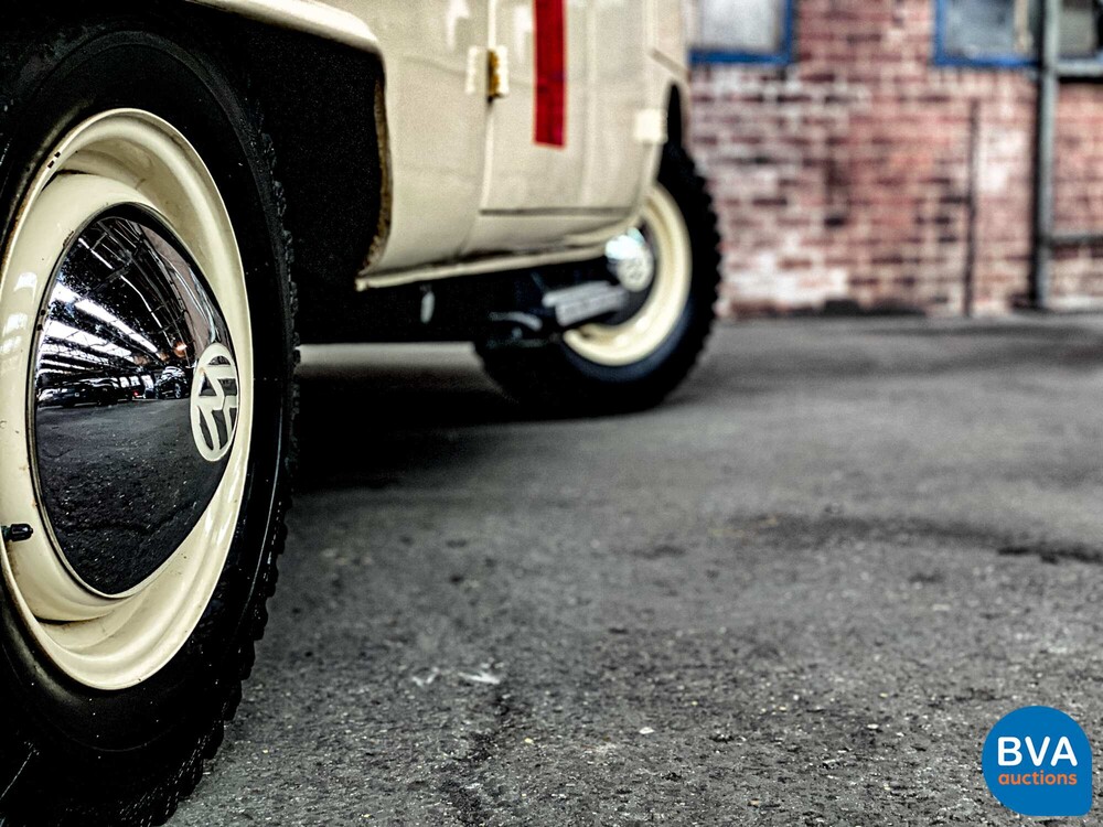 Volkswagen T1 Ambulance Transporter 1965, BE-02-41