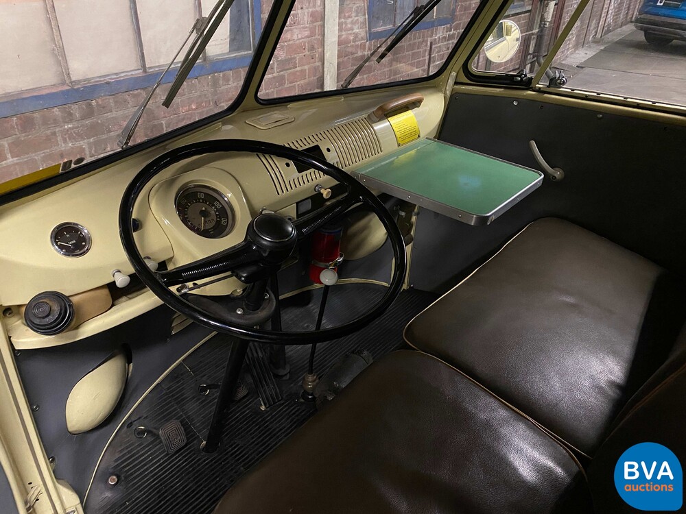 Volkswagen T1 Ambulance Transporter 1965, BE-02-41