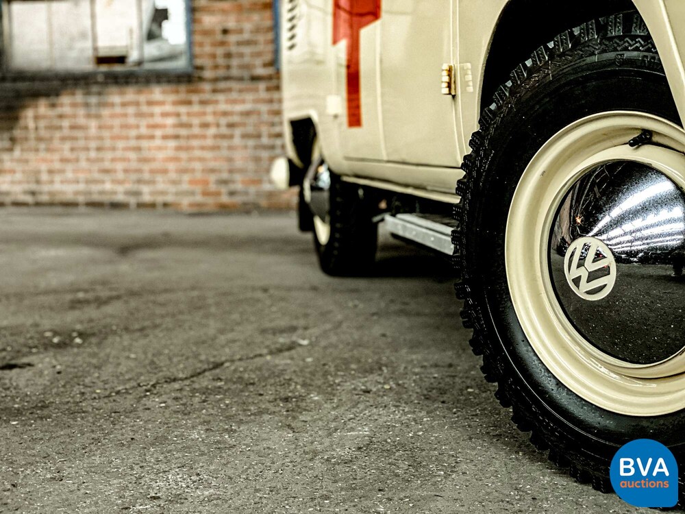 Volkswagen T1 Ambulance Transporter 1965, BE-02-41