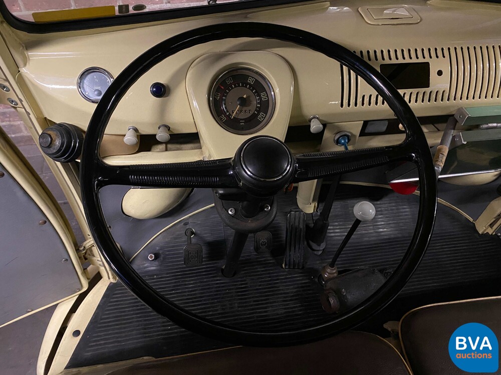 Volkswagen T1 Ambulance Transporter 1965, BE-02-41