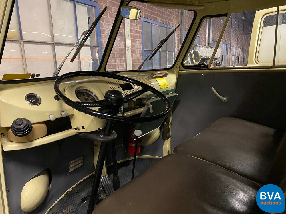 Volkswagen T1 Ambulance Transporter 1965, BE-02-41