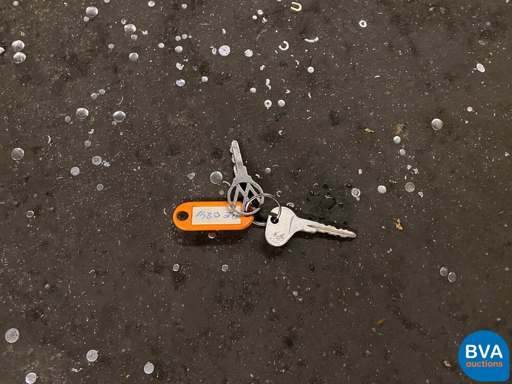 Volkswagen T1 Ambulance Transporter 1965, BE-02-41