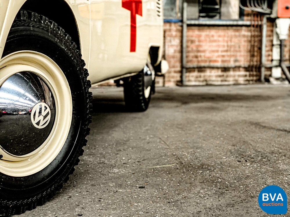 Volkswagen T1 Ambulance Transporter 1965, BE-02-41