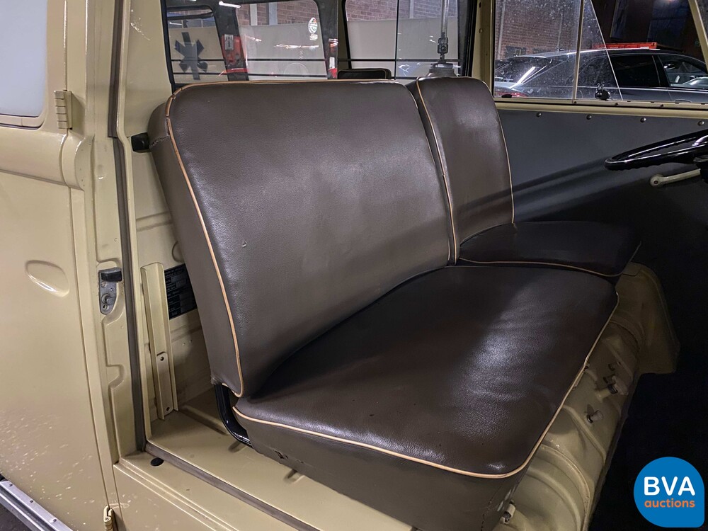 Volkswagen T1 Ambulance Transporter 1965, BE-02-41