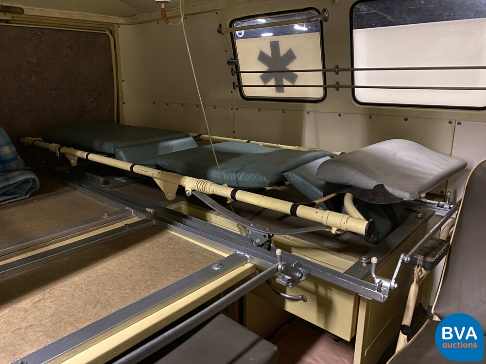 Volkswagen T1 Ambulance Transporter 1965, BE-02-41