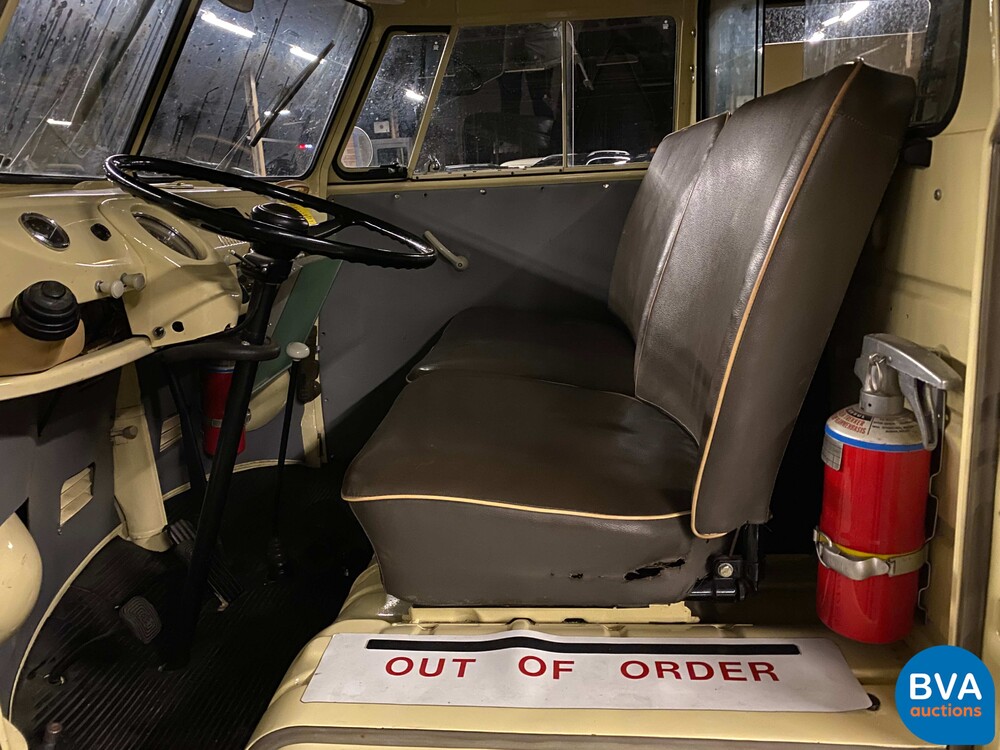 Volkswagen T1 Ambulance Transporter 1965, BE-02-41