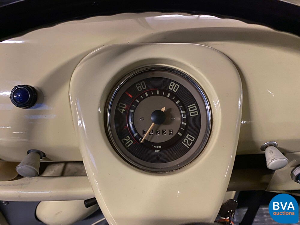 Volkswagen T1 Ambulance Transporter 1965, BE-02-41