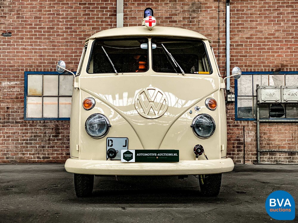 Volkswagen T1 Ambulance Transporter 1965, BE-02-41